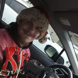 Meet your Posher, Nicholas